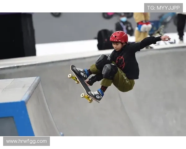 南京极限运动队灵活性表现评析与赛事精彩瞬间回顾