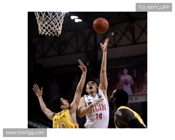 南京篮球队与广州篮球队赛后复盘分析及状态评估 南京篮球队与广州篮球队赛后复盘分析及状态评估