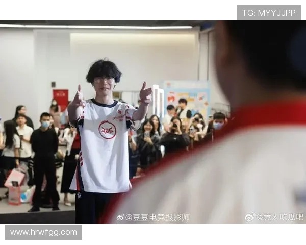 探讨JDG战队在王者荣耀中的心理素质提升与团队协作新策略