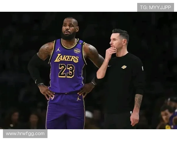 201776人对阵湖人精彩回放视频全景解析与赛后点评 201776人对阵湖人精彩回放视频全景解析与赛后点评