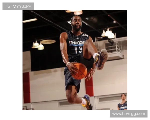 赵泰隆的篮球之路：从青涩少年到职业球员的成长历程与辉煌成就