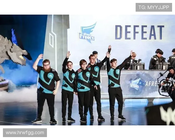 CSGO巨献：深入解析IG战队的团队协作与战术配合秘诀