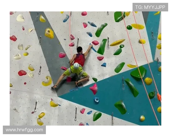 北京攀岩队耐力训练揭秘：如何在高强度挑战中提升攀岩表现